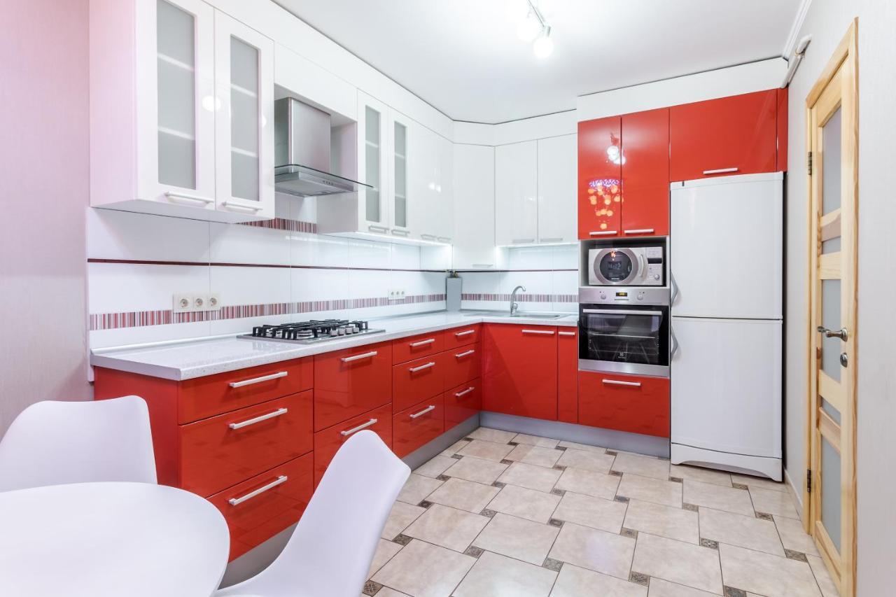 Grand Apartments On Rynok Square Lviv Exterior foto